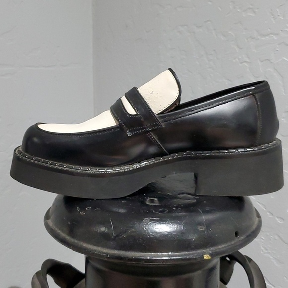 VINTAGE TATTOO ROBERT WAYNE CHUNKY PENNY LOAFERS BLACK WHITE SIZE 8 M main image 5